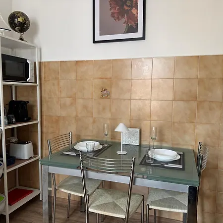 - Parcheggio Gratuito Apartment