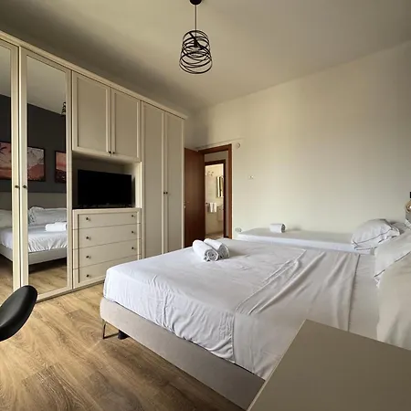 - Parcheggio Gratuito Appartamento La Spezia